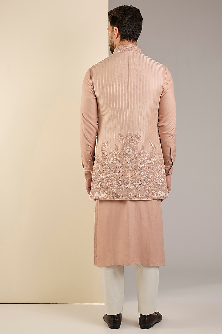 Rose Quartz Matka Silk Applique Embroidered Groom Indowestern Set by Shantnu & Nikhil Men at Pernia's Pop Up Shop