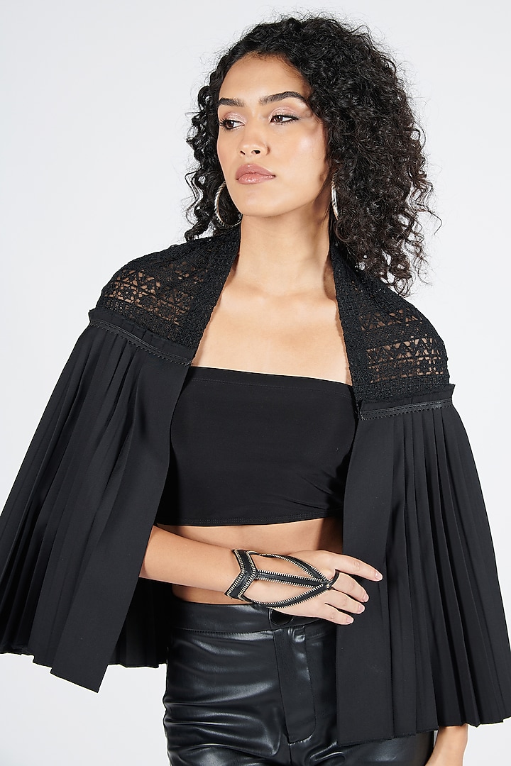 Black Brushed Suiting Fabric Embroidered Cape by S&N by Shantnu Nikhil at Pernia's Pop Up Shop