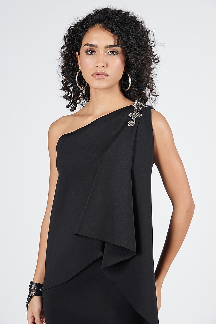 Black Neoprene One-Shoulder Draped Wedding Saree Gown by S&N by Shantnu Nikhil at Pernia's Pop Up Shop