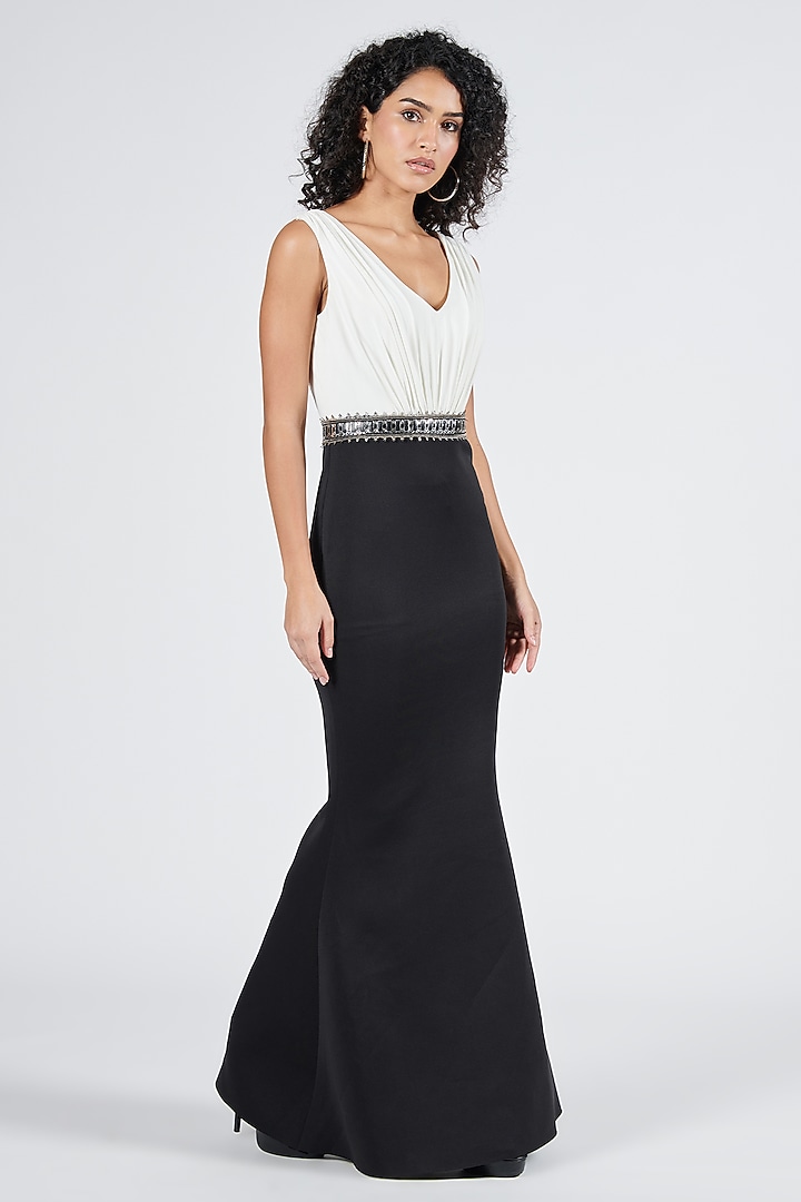 Black Neoprene Color-Blocked Wedding Saree Gown by S&N by Shantnu Nikhil at Pernia's Pop Up Shop