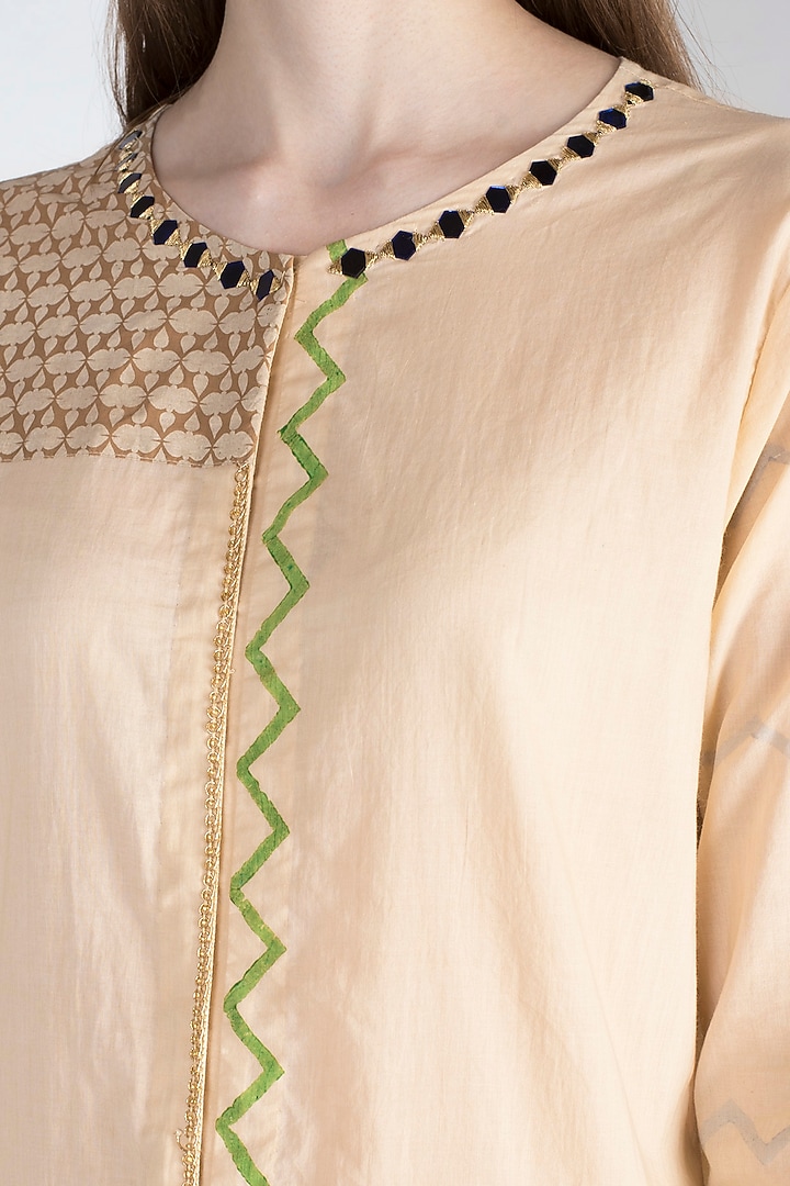 Off White A-Line Kurta With Pants by Natasha J at Pernia's Pop Up Shop