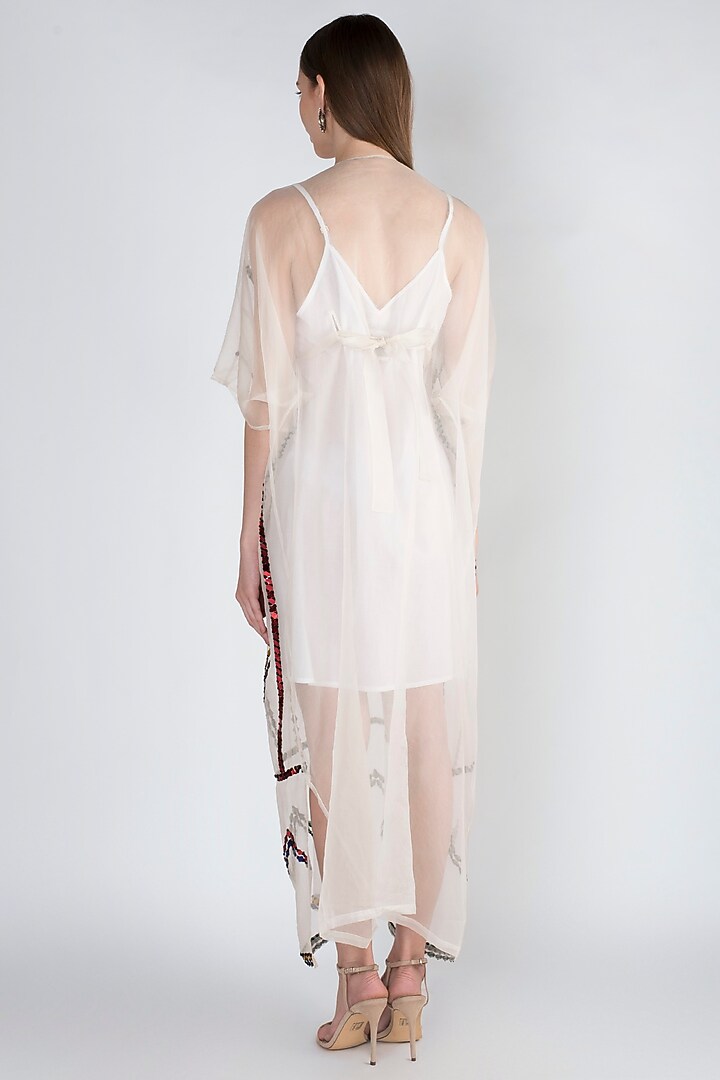 Grey Embroidered Kaftan With Printed Belt by Natasha J at Pernia's Pop Up Shop
