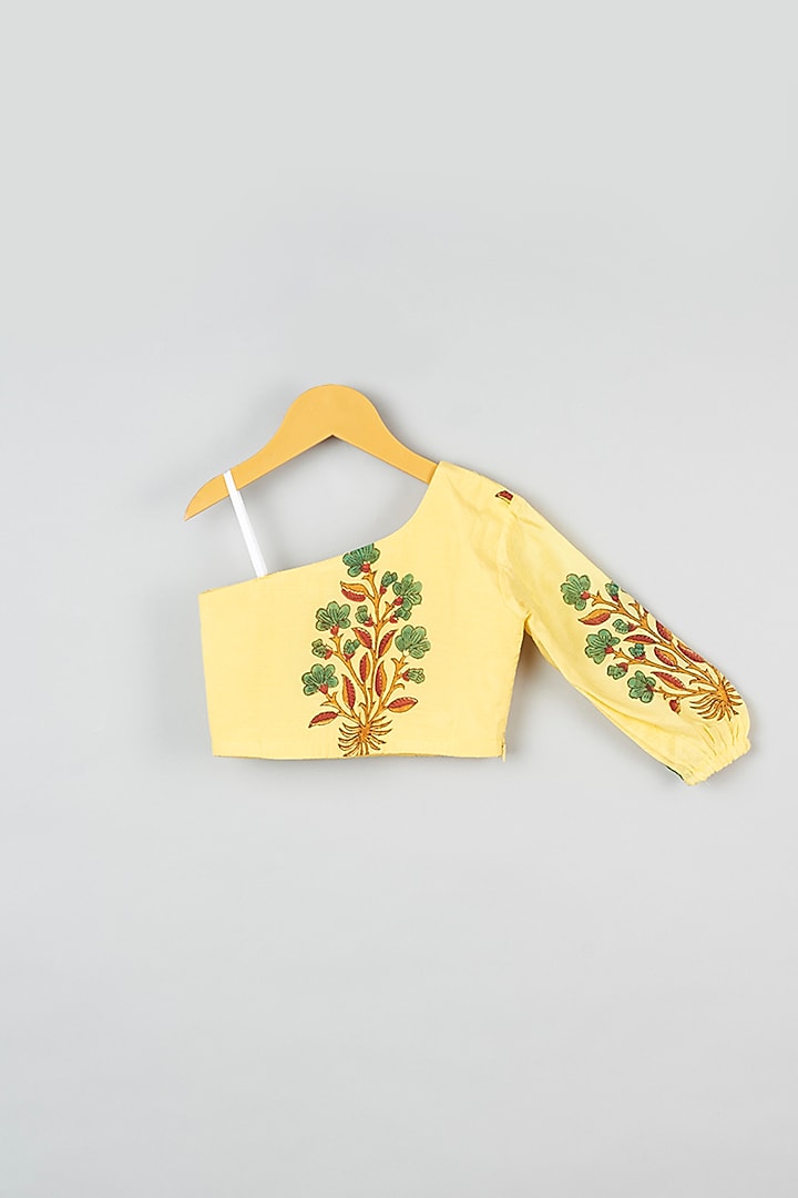 Yellow Muslin Printed Lehenga Set For Girls by Navyassa at Pernia's Pop Up Shop
