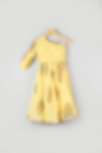 Butter Yellow Hand Embroidered Skirt Set For Girls by Navyassa