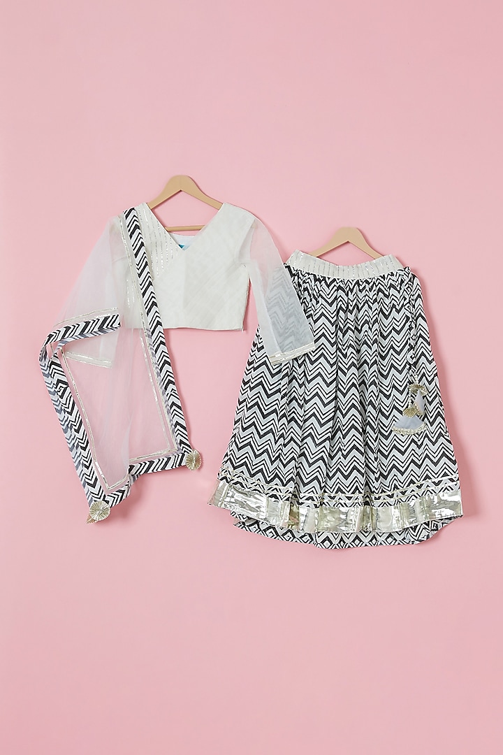 Black & White Muslin Chevron Printed Lehenga Set For Girls by Navyassa at Pernia's Pop Up Shop