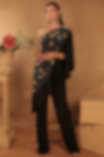 Black Embellished Pant Set by Nayantara Couture at Pernia's Pop Up Shop