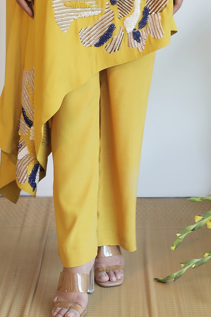 Mustard Embroidered Asymmetrical Kurta Set by Nayantara Couture at Pernia's Pop Up Shop