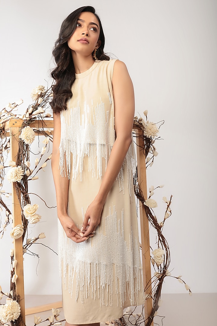 Off White Embroidered Vacation Dress by Nayantara Couture at Pernia's Pop Up Shop
