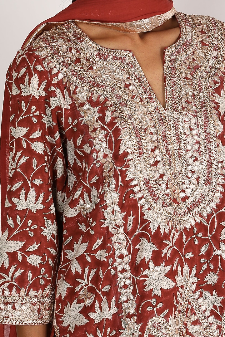 Red Embroidered Gharara Set by Nazar By Indu at Pernia's Pop Up Shop