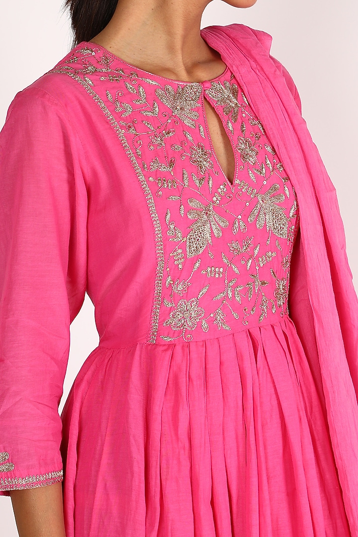 Magenta Printed Kurta Set by Nazar By Indu at Pernia's Pop Up Shop