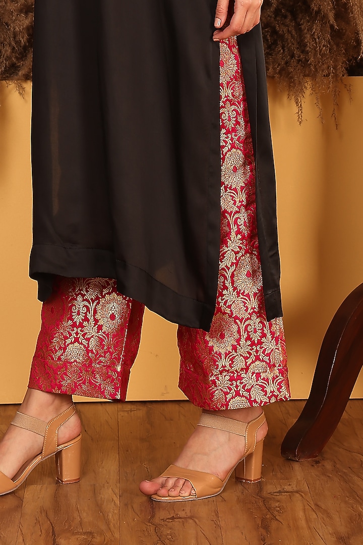 Black Modal Satin Zari Embroidered Kashmiri Kurta Set by Nazar By Indu at Pernia's Pop Up Shop