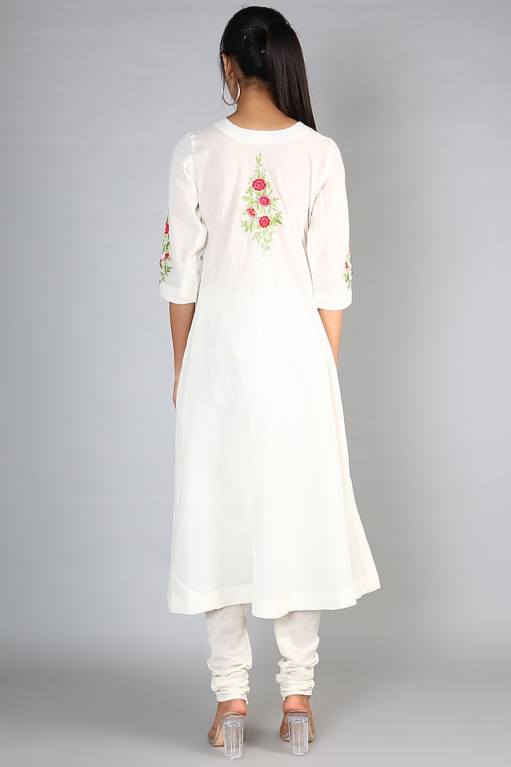 White Machine Embroidered A-Line Long Kurta Set by Nazar By Indu at Pernia's Pop Up Shop