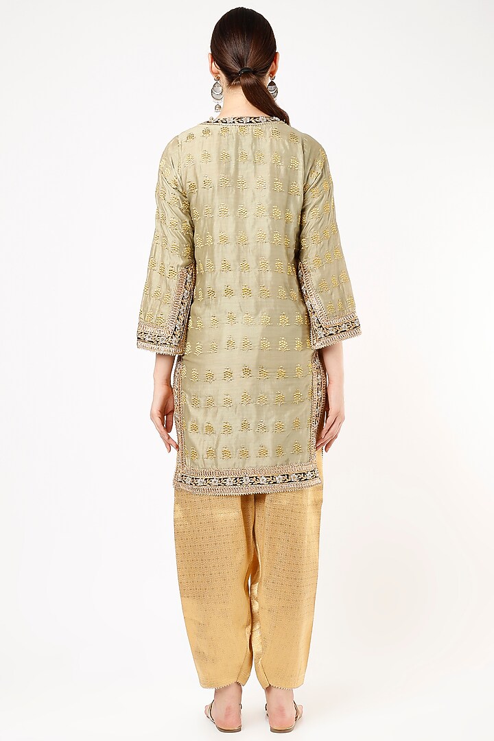 Sage Green Embroidered Kurta Set by Nazar By Indu at Pernia's Pop Up Shop