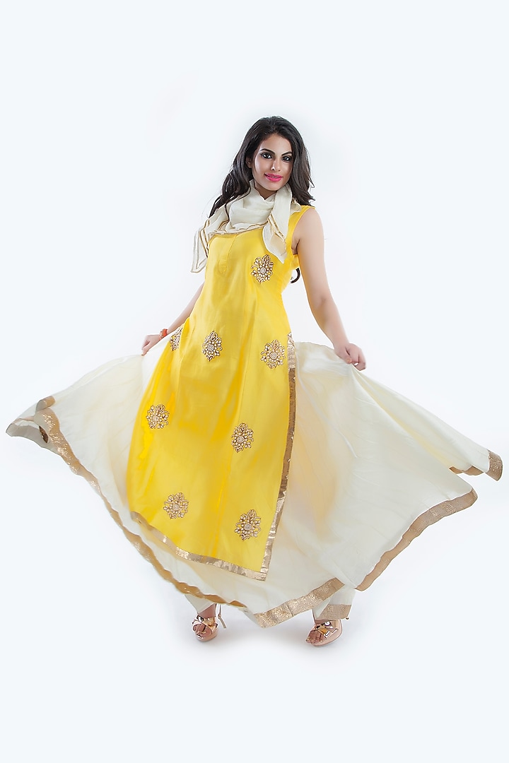 Yellow Pearl Embroidered A-Line Kurta Set by Nazar By Indu