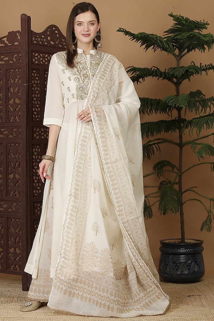 Ivory Embroidered Anarkali Set by Nazar By Indu