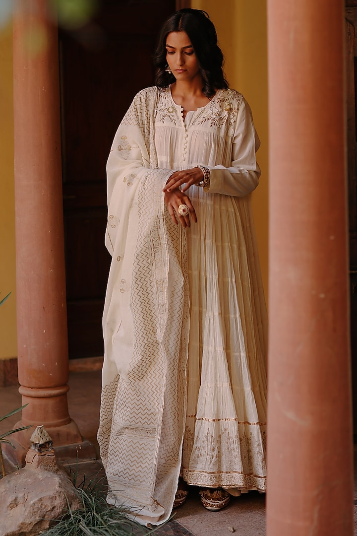 Ivory Cotton Gota Embroidered Anarkali Set by Nazar By Indu at Pernia's Pop Up Shop