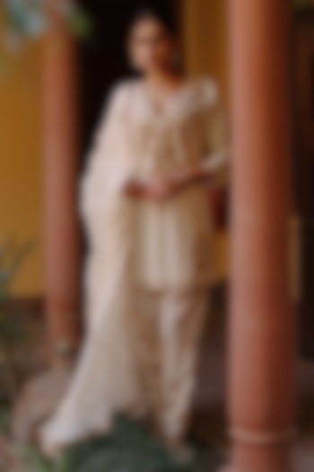 Ivory Cotton Zari Embroidered Kurta Set by Nazar By Indu at Pernia's Pop Up Shop