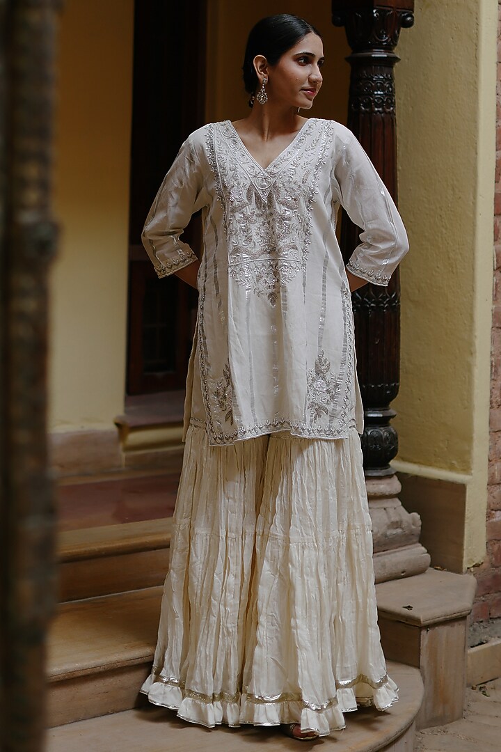 White Cotton Crushed Gharara Set by Nazar By Indu at Pernia's Pop Up Shop