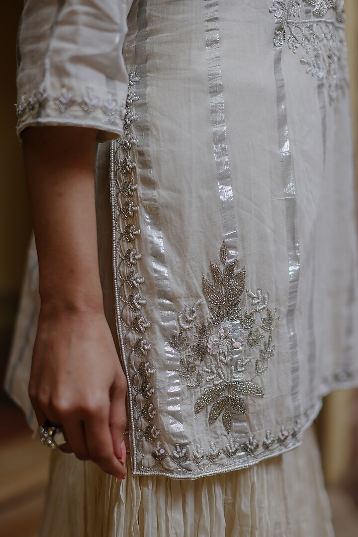 White Cotton Crushed Gharara Set by Nazar By Indu at Pernia's Pop Up Shop