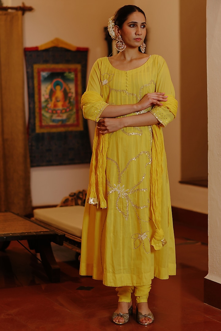 Yellow Cotton Embroidered Kalidar Kurta Set by Nazar By Indu