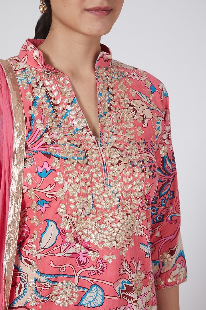 Magenta Kalamkari Embroidered Gharara Set by Nazar By Indu at Pernia's Pop Up Shop
