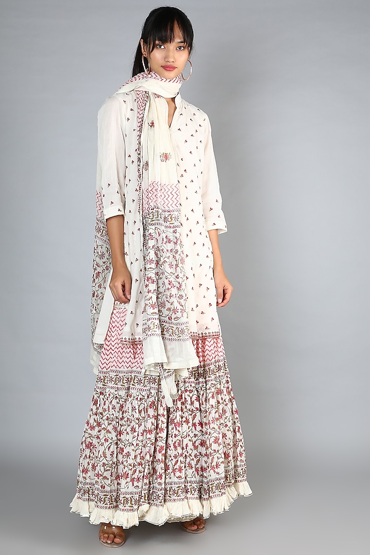 White Block Printed & Embroidered Gharara Set For Girls by Nazar by Indu - Kids at Pernia's Pop Up Shop