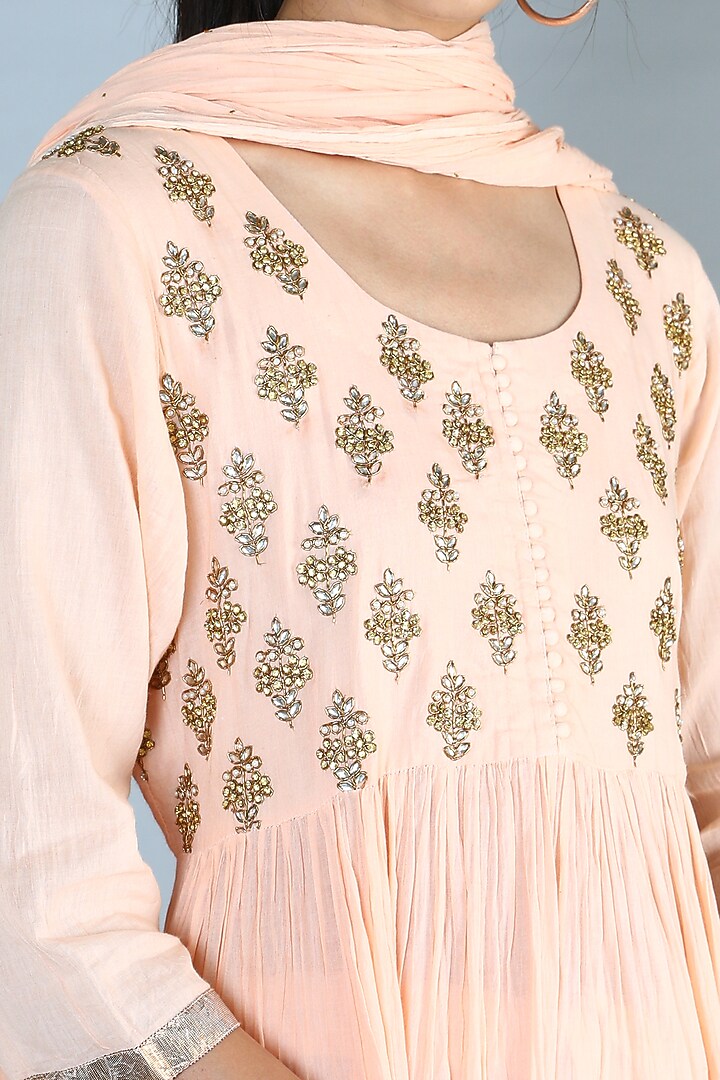 Peach Embroidered Long Kurta Set For Girls by Nazar by Indu - Kids at Pernia's Pop Up Shop