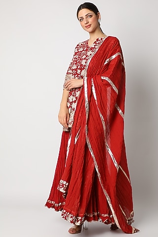 Red Printed Gharara Set For Girls by Nazar by Indu - Kids