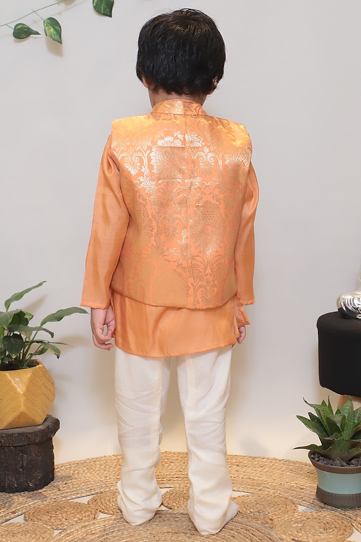Orange Kurta Set With Bundi Jacket For Boys by Baby Nazar at Pernia's Pop Up Shop