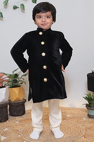 Black Velvet Sherwani Set For Boys by Baby Nazar