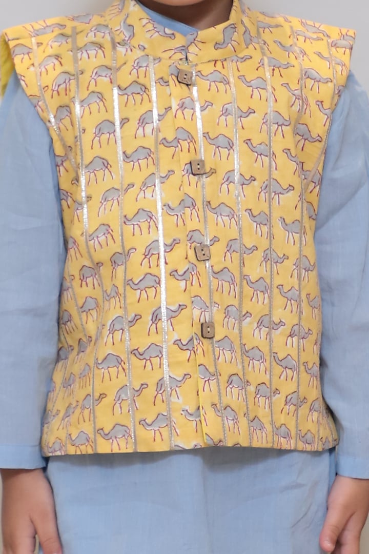 Yellow Cotton Printed Jacket For Boys by Baby Nazar at Pernia's Pop Up Shop
