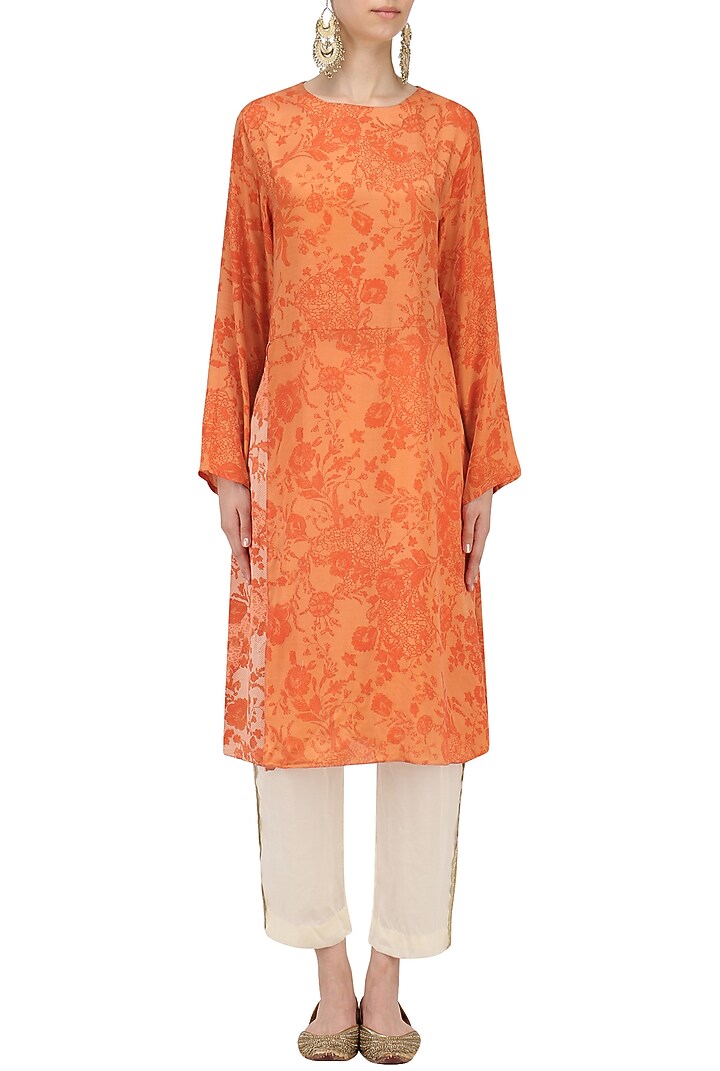 Orange mesh print kurta with off white pants available only at Pernia's Pop Up Shop.