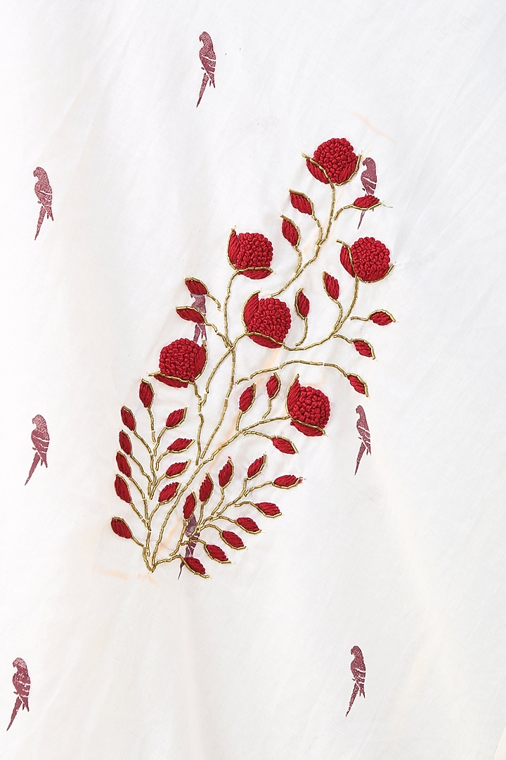 Off white printed parrot motifs angrakha style anarkai with green dupatta available only at Pernia's Pop Up Shop.