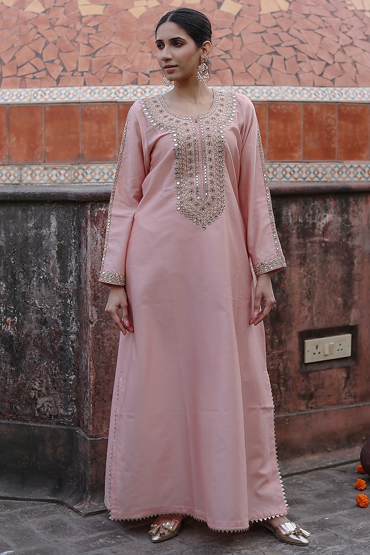 Blush Pink Chanderi Mirror Embroidered Abaya Set by Nazar By Indu at Pernia's Pop Up Shop