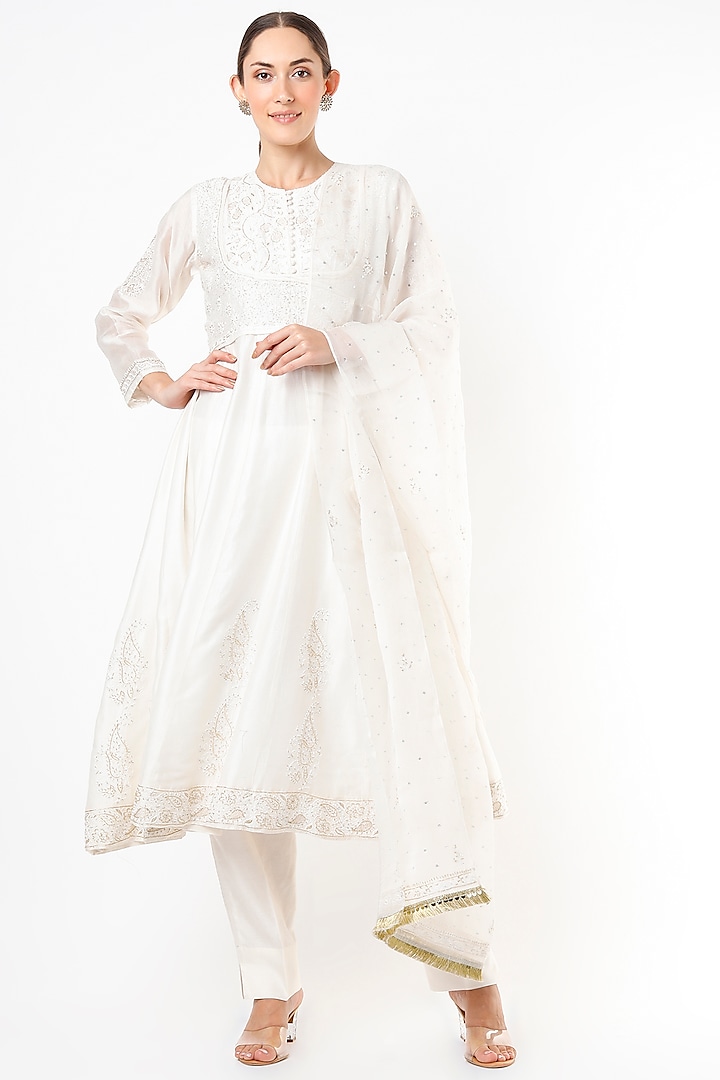 White Handwoven Chanderi Anarkali Set by Vritti by Shweta Agarwal