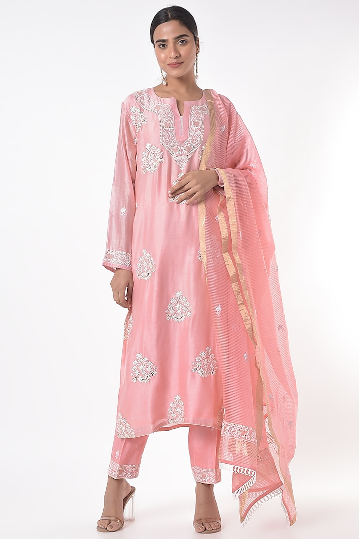 Prism Pink Embroidered Straight Kurta Set by Vritti by Shweta Agarwal