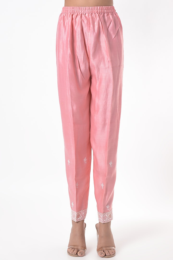 Prism Pink Embroidered Straight Kurta Set by Vritti by Shweta Agarwal at Pernia's Pop Up Shop