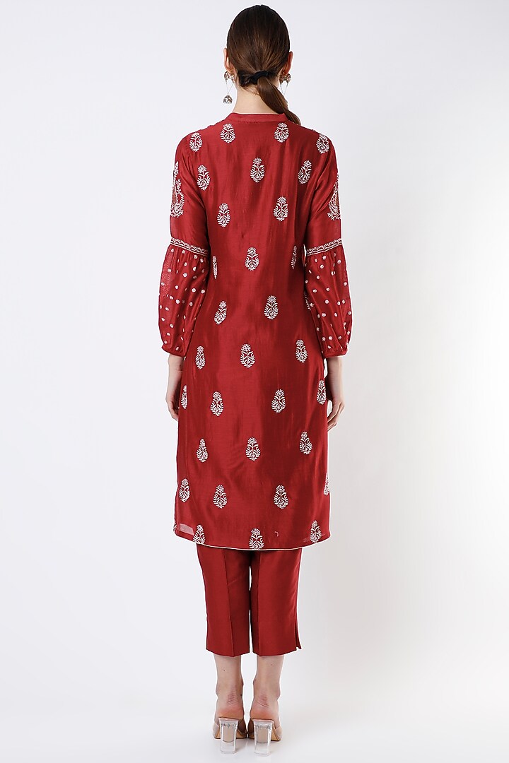 Cayenne Red Embroidered Straight Kurta Set by Vritti by Shweta Agarwal at Pernia's Pop Up Shop
