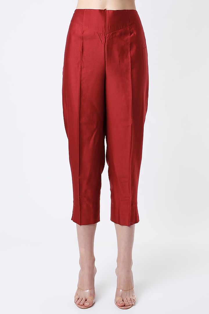 Cayenne Red Embroidered Straight Kurta Set by Vritti by Shweta Agarwal at Pernia's Pop Up Shop