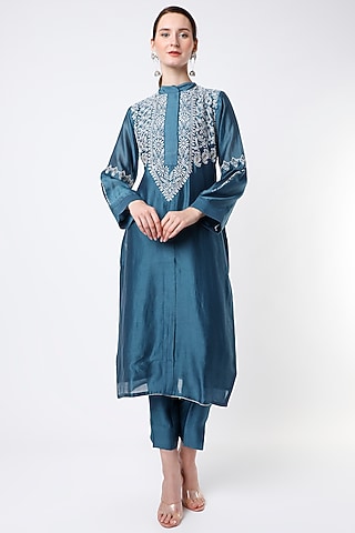 Paisley Blue Embroidered Straight Kurta Set by Vritti by Shweta Agarwal