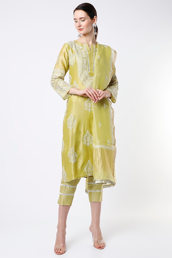 Lime Embroidered Straight Kurta Set by Vritti by Shweta Agarwal