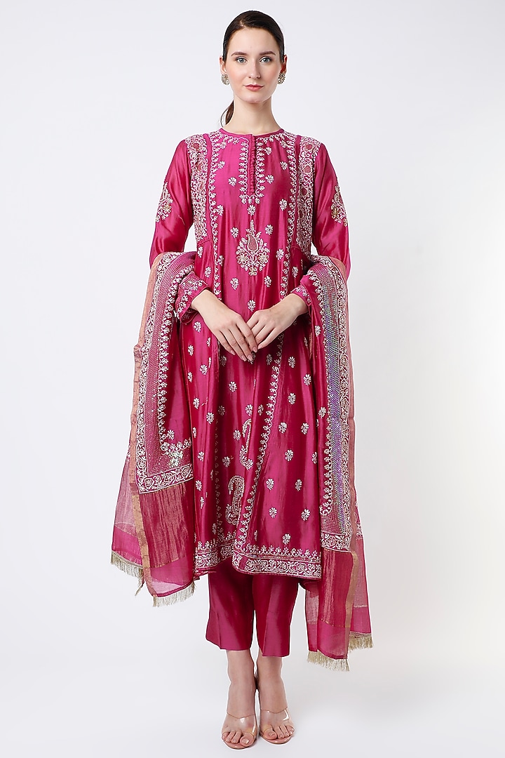 Deep Pink Embroidered A-Line Kurta Set by Vritti by Shweta Agarwal at Pernia's Pop Up Shop