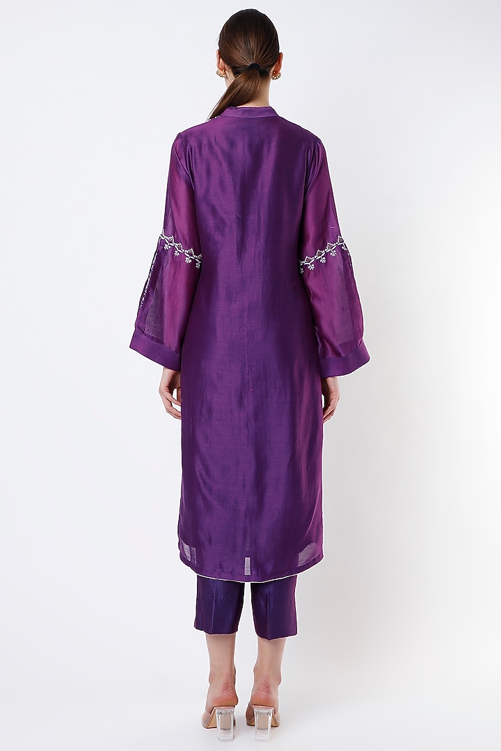 Plum Purple Embroidered Straight Kurta Set by Vritti by Shweta Agarwal at Pernia's Pop Up Shop