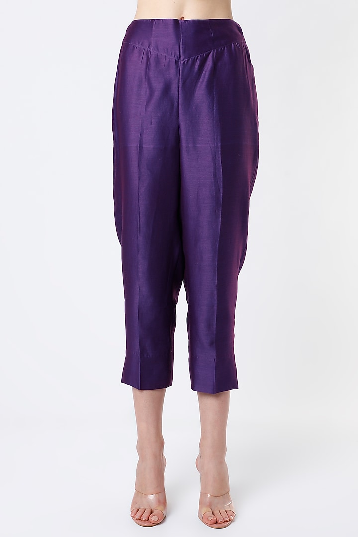 Plum Purple Embroidered Straight Kurta Set by Vritti by Shweta Agarwal at Pernia's Pop Up Shop