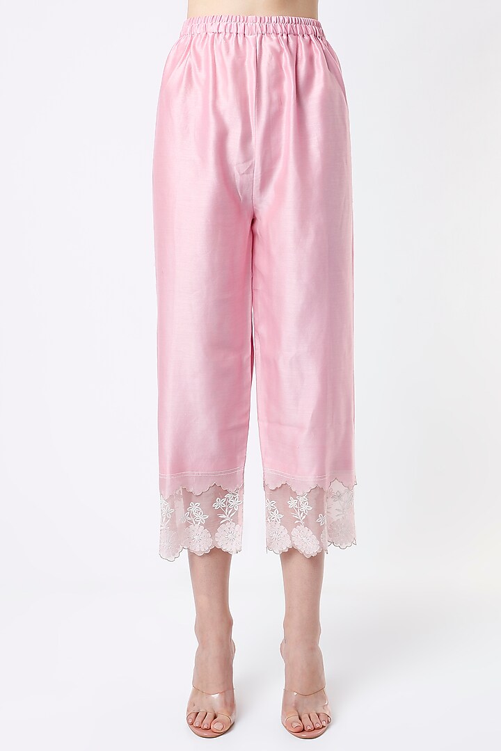 Baby Pink Embroidered Straight Kurta Set by Vritti by Shweta Agarwal at Pernia's Pop Up Shop