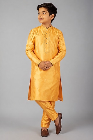 Yellow Silk Kurta Set For Boys by Nero by Shaifali & Satya Kids