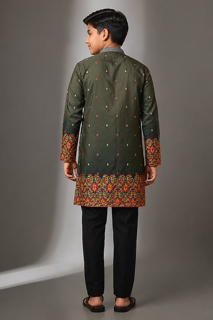 Green Silk Thread Hand Embroidered Kurta Set For Boys by Nero by Shaifali & Satya Kids at Pernia's Pop Up Shop