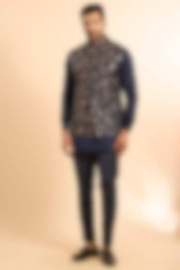 Midnight Blue Silk Threadwork Bundi Jacket Set by Nero by Shaifali & Satya at Pernia's Pop Up Shop