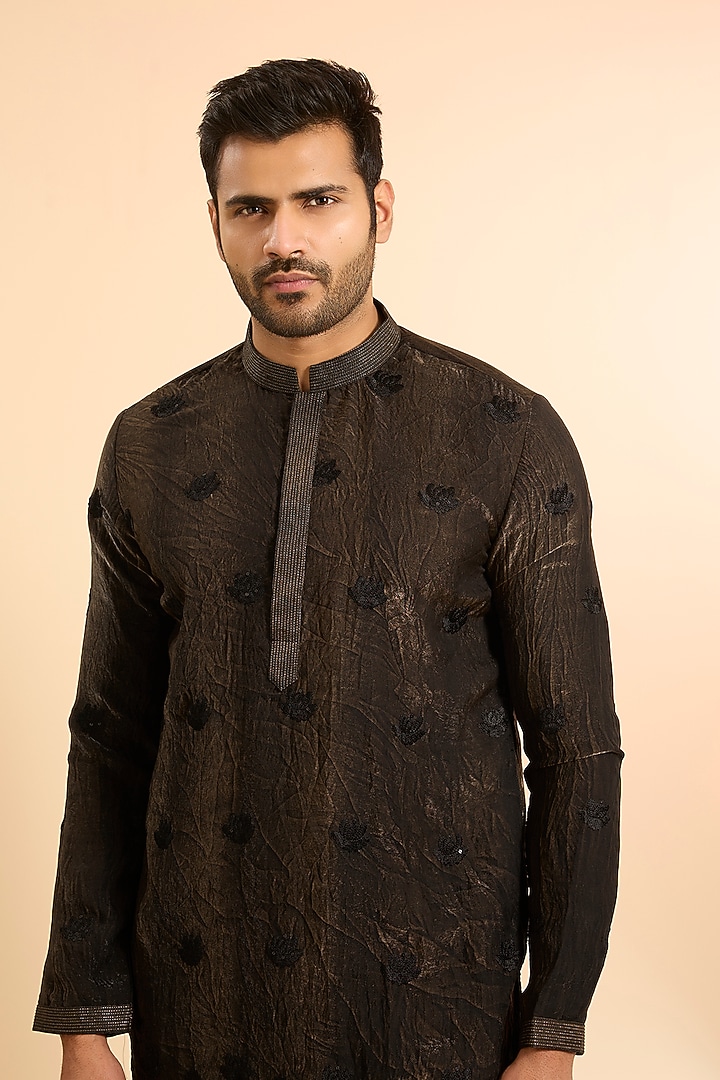 Black Tissue Silk Threadwork Kurta Set by Nero by Shaifali & Satya at Pernia's Pop Up Shop
