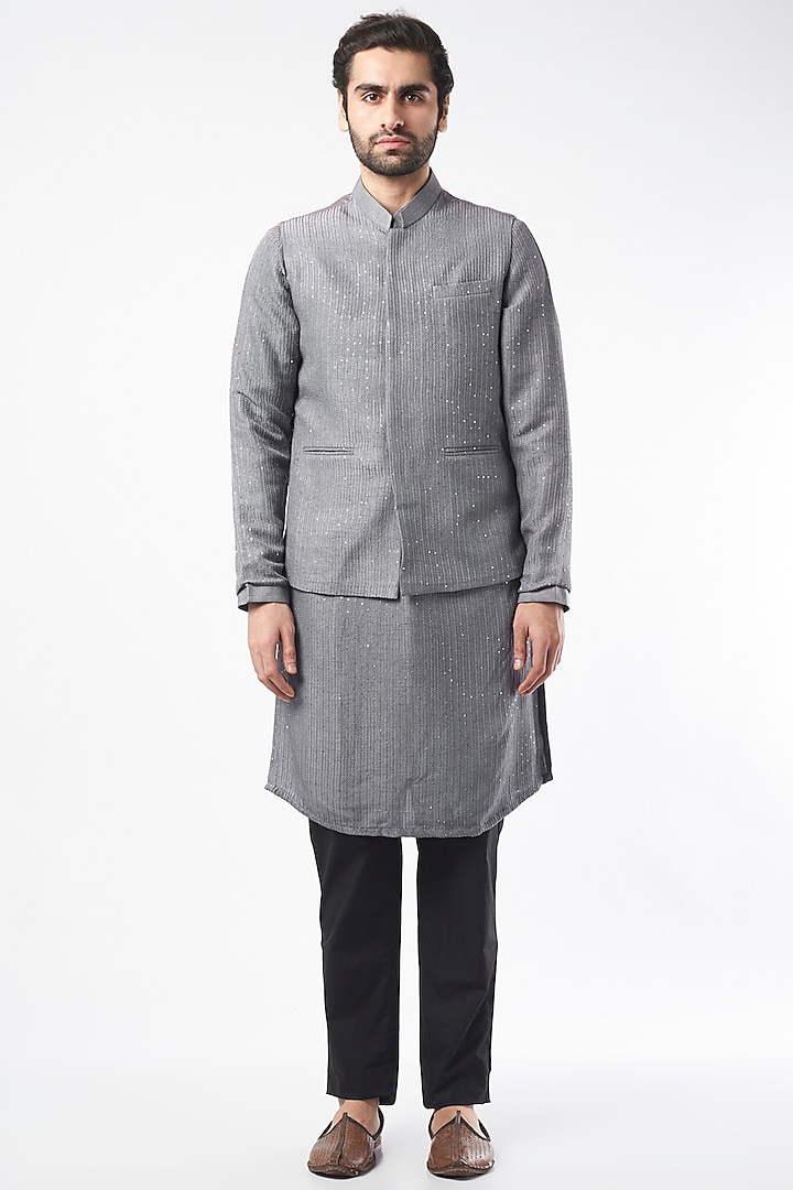 Grey Kurta Set With Bundi Jacket by Nero By Shaifali & Satya